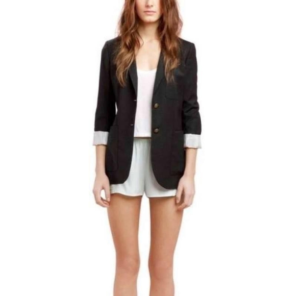 Aritzia Jackets & Blazers - Aritzia // Talula Boyfriend Blazer